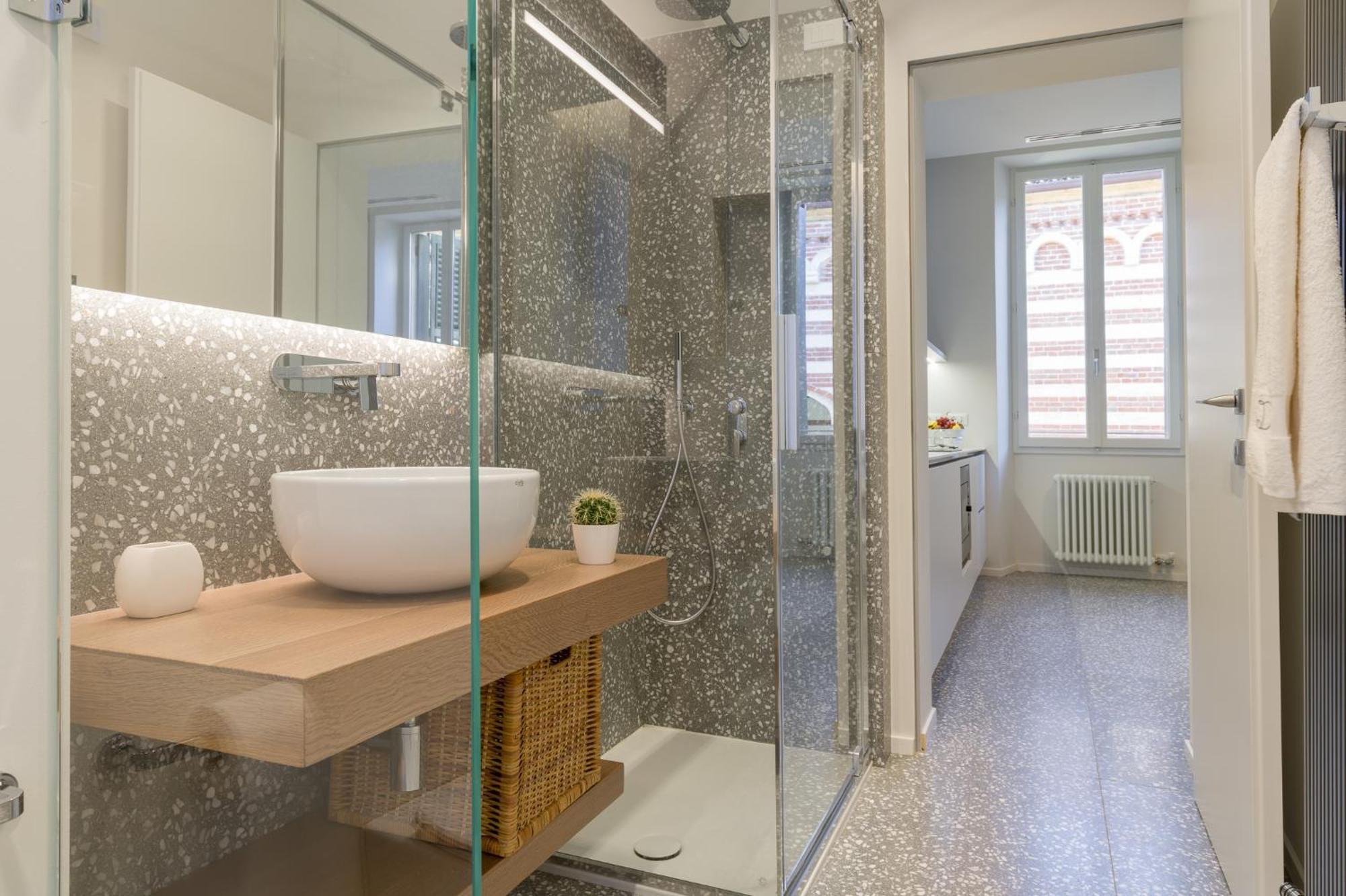 Domus La Costa Apartment เวโรนา ภายนอก รูปภาพ